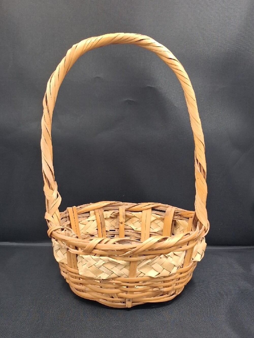Woven Natural Rattan Basket with Handle - Picture 2 of 4
